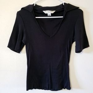 TRINA TURK Size 8 Black V-Neck Top